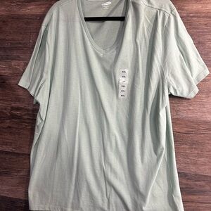 Old Navy Men's Mint Green V-Neck Tee